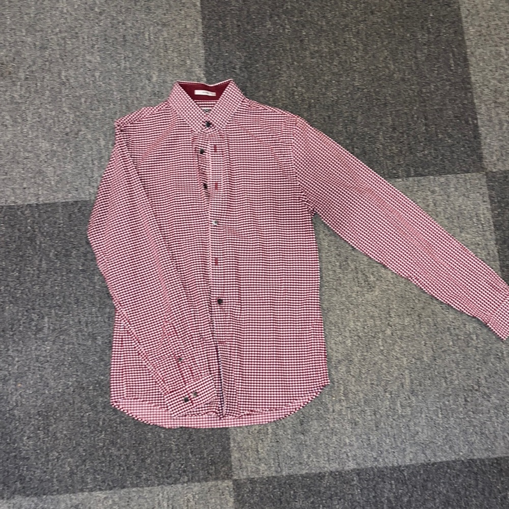 Men’s Small Dress shirt